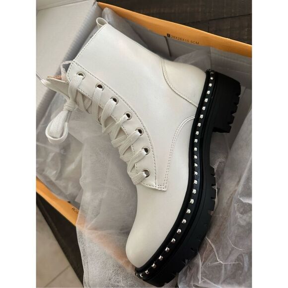 Chase & Chloe White Lace Up Mira Combat Ankle Boots Size 7 New - Picture 2 of 4